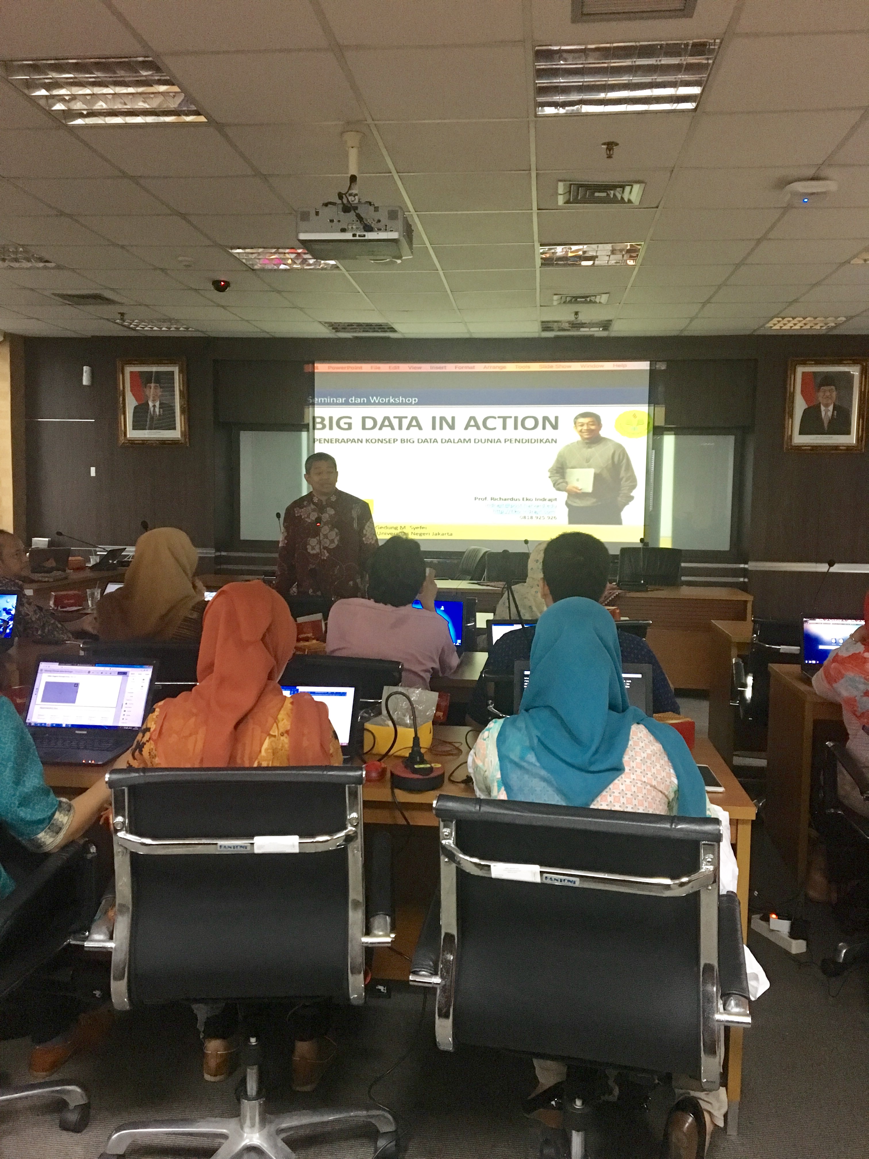 Seminar dan Workshop “Big Data in Action”