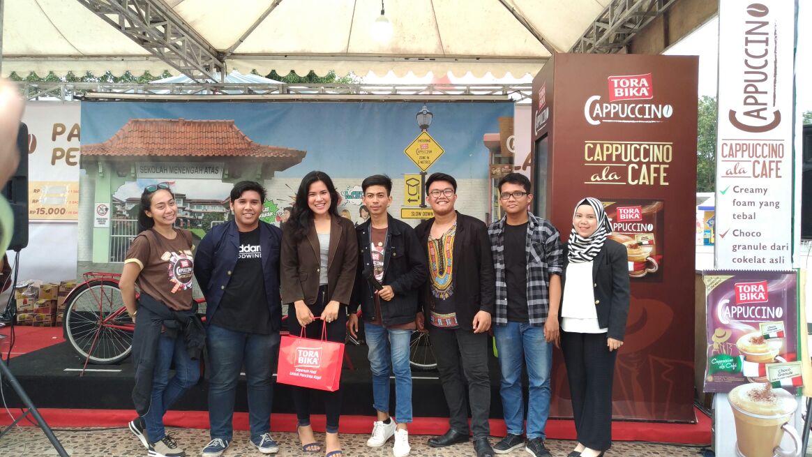 Prestasi Mahasiswa Prodi Pendidikan Bahasa Indonesia FBS UNJ dalam “Festival Band Competition Indie Clothing Expo bersama Torabica Cappucino