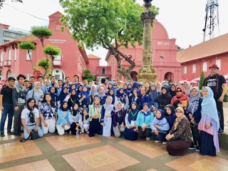 Temu Sastrawan Nusantara di Malaka dalam KKL Mahasiswa PSPBSI FBS UNJ