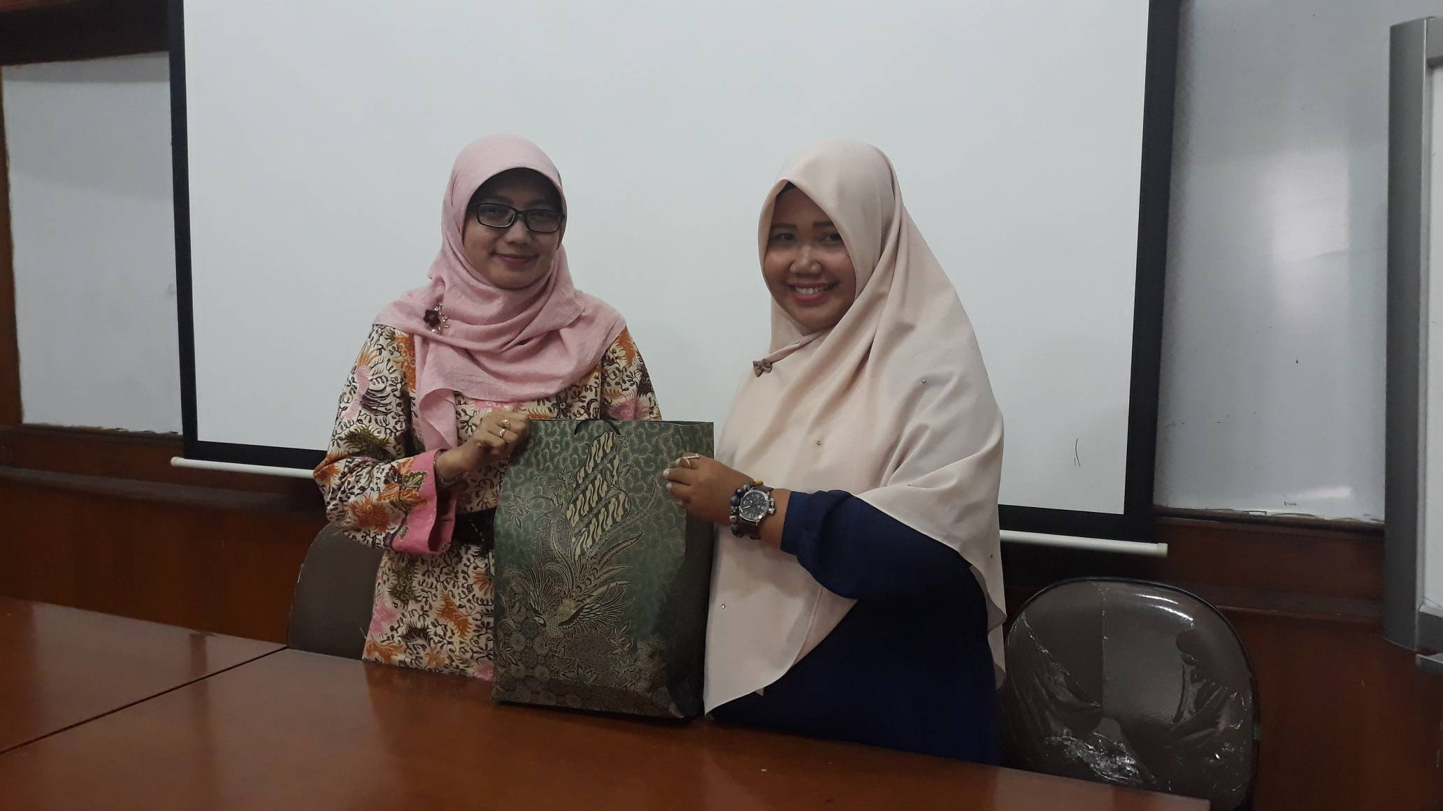 Rujuk Mutu tentang Akreditasi dan Kurikulum dari Universitas Borneo Tarakan