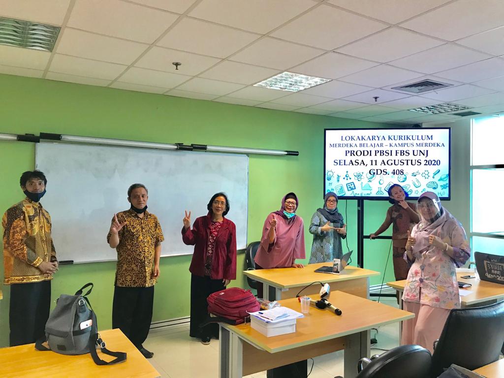 Lokakarya Kurikulum Prodi Pendidikan Bahasa dan Sastra Indonesia